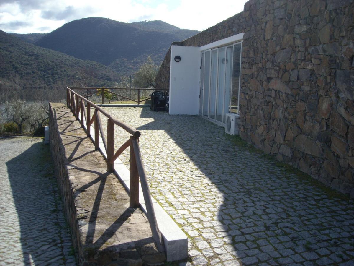 Moradias Do Douro Internacional Vila Freixo de Espada à Cinta Exterior foto